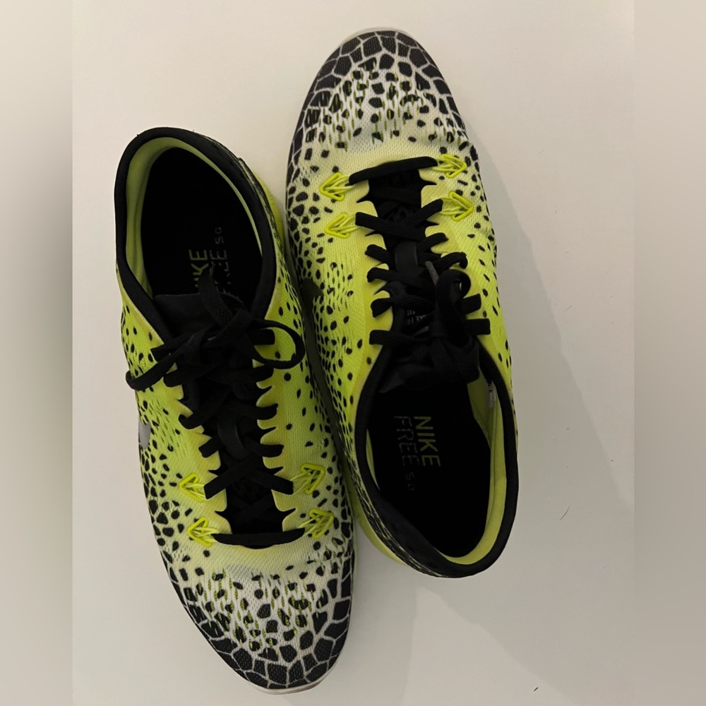 womens  nikes